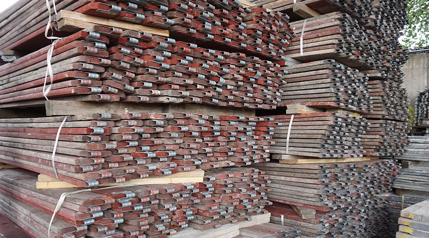 Bordbrett für Längsseite Holz, 1,09m x 0,15m