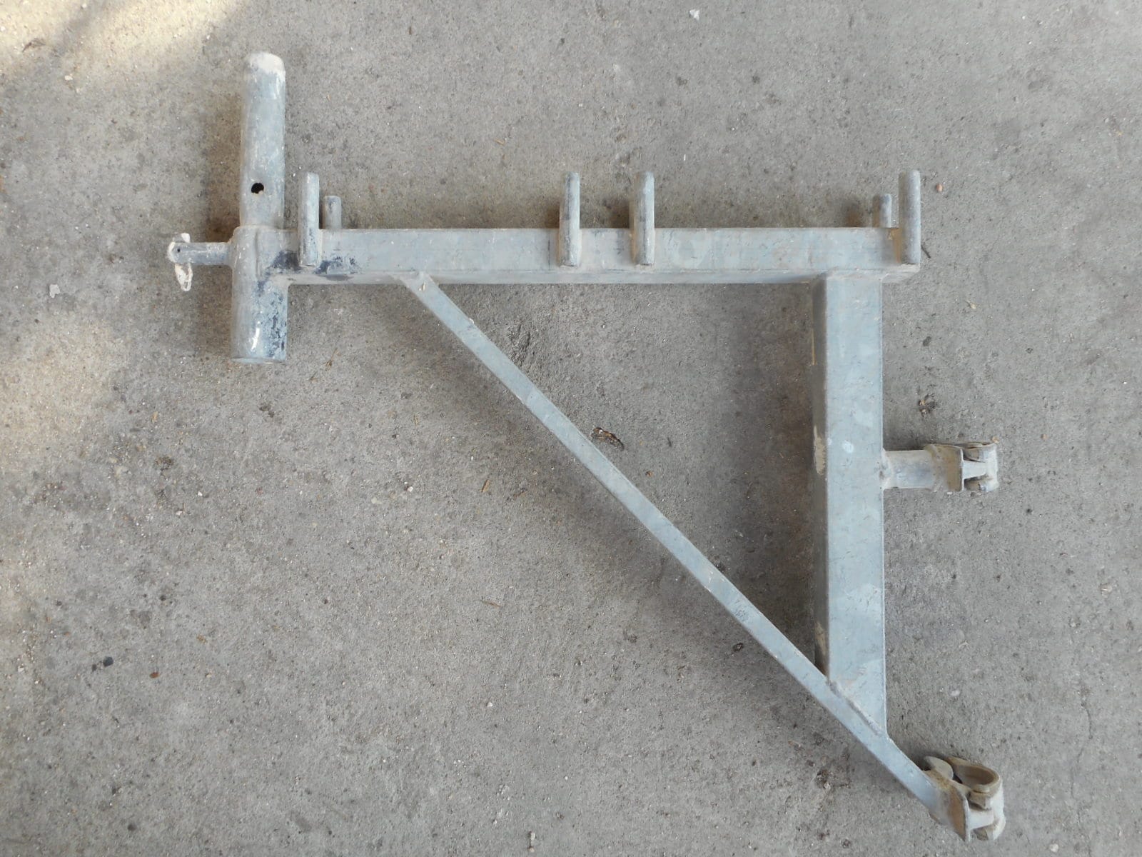 Kragkonsole 2-bohlig m. Stutzen (SW19 / SW22), 0,65 m