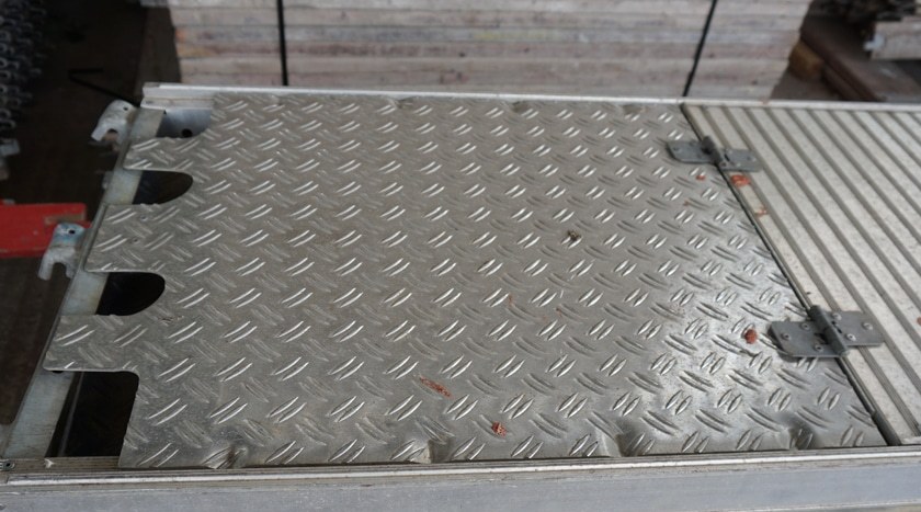 U-Durchstieg, Stahl 2,07m x 0,64m, o.L.
